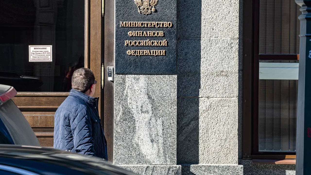 22% НДС предложено взимать с трансграничной онлайн-торговли сразу