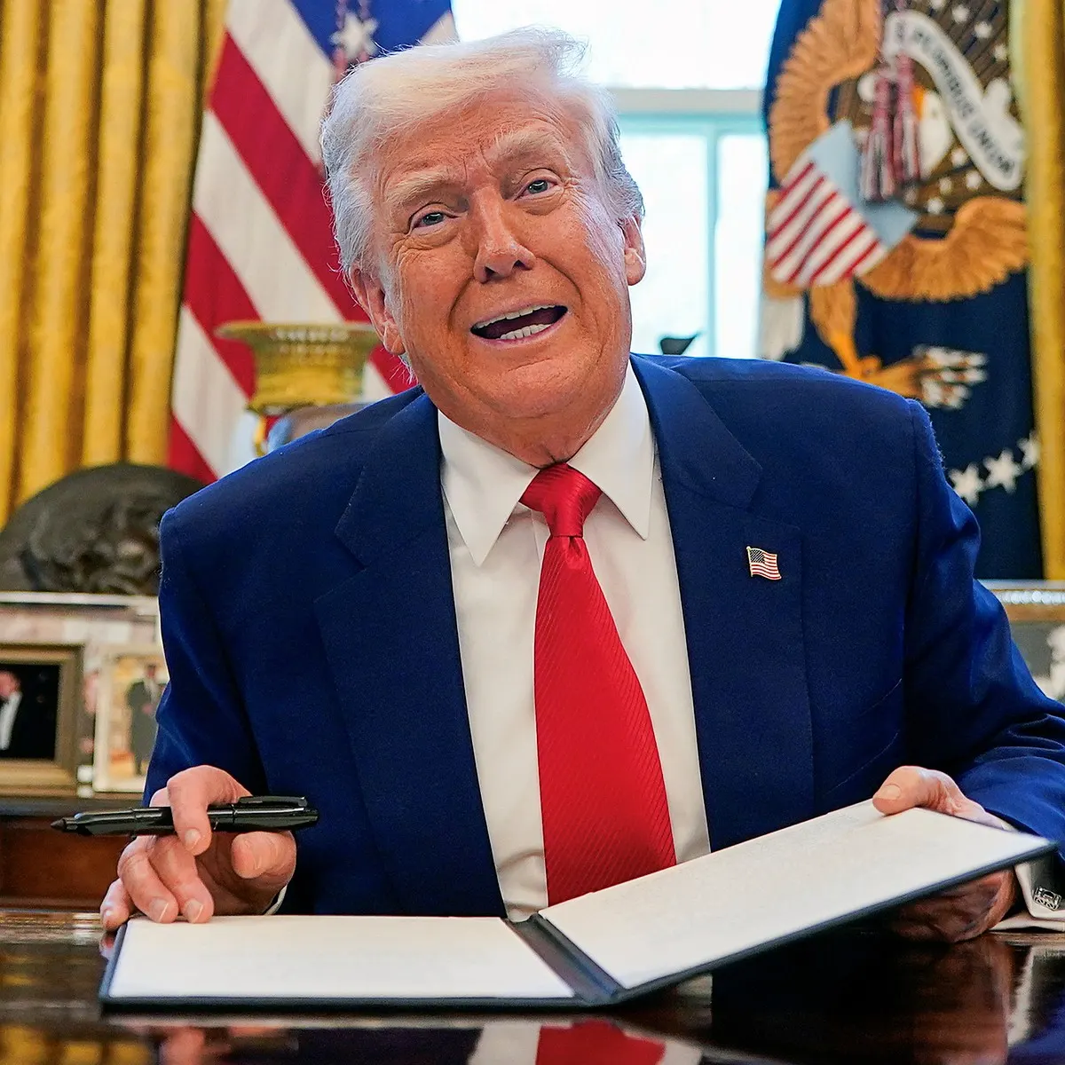 «Узурпирована кучкой казнокрадов»: реакция Москвы на санкционный закон Трампа